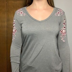 Aeropostale long sleeve grey shirt